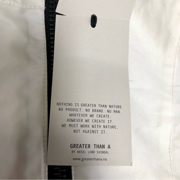 NWT Greater Than A White Bomber Jacket Lightweight Black Contrast Hardware sz M - Picture 6 of 12
